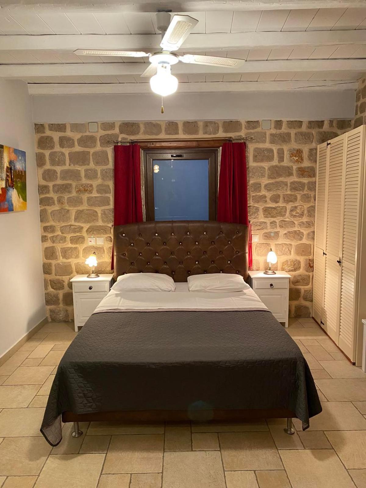 Myral Guesthouse Nauplion Buitenkant foto
