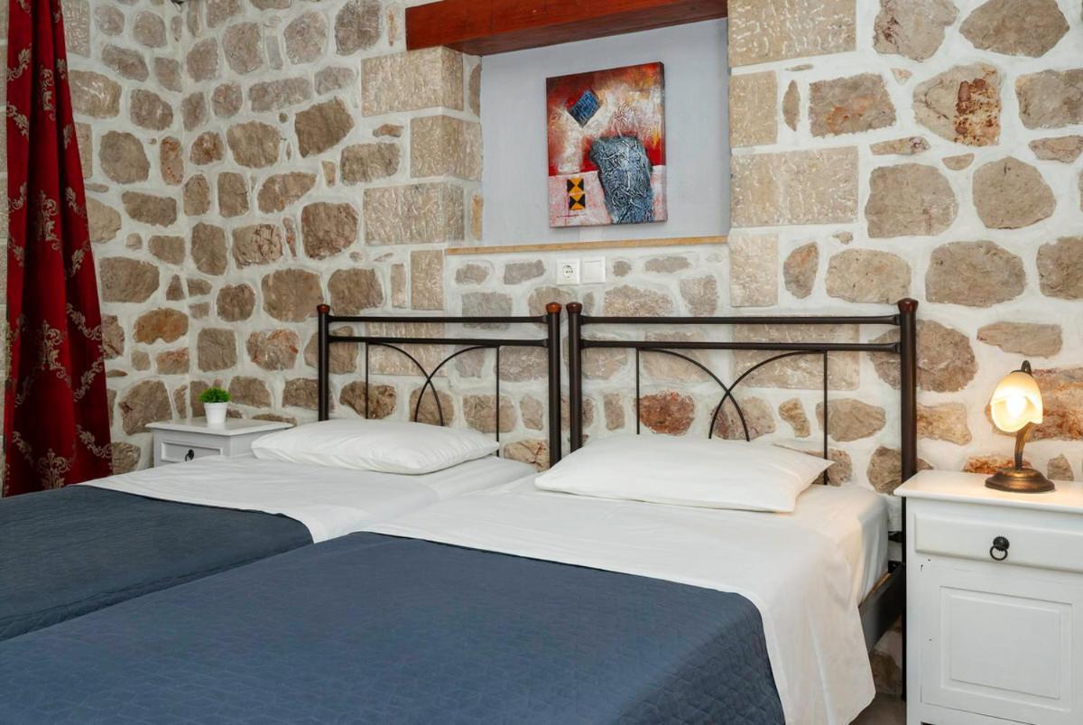 Myral Guesthouse Nauplion Buitenkant foto